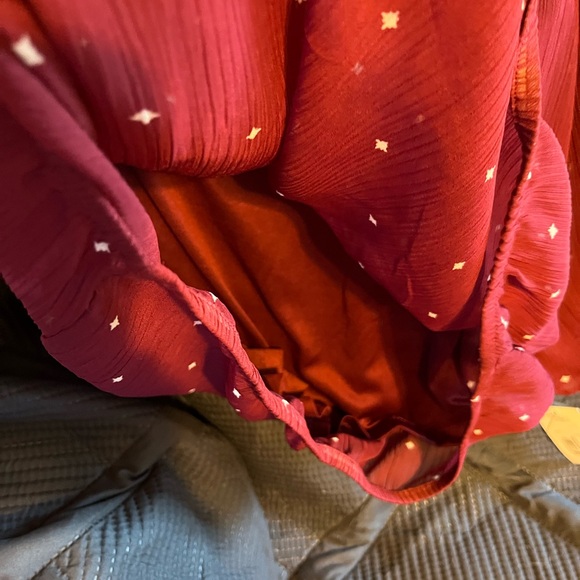 (2) NWT BUNDLE DEAL LIZ CLAIBORNE 2N1 SHIRTS SIZE MEDIUM - Picture 3 of 6